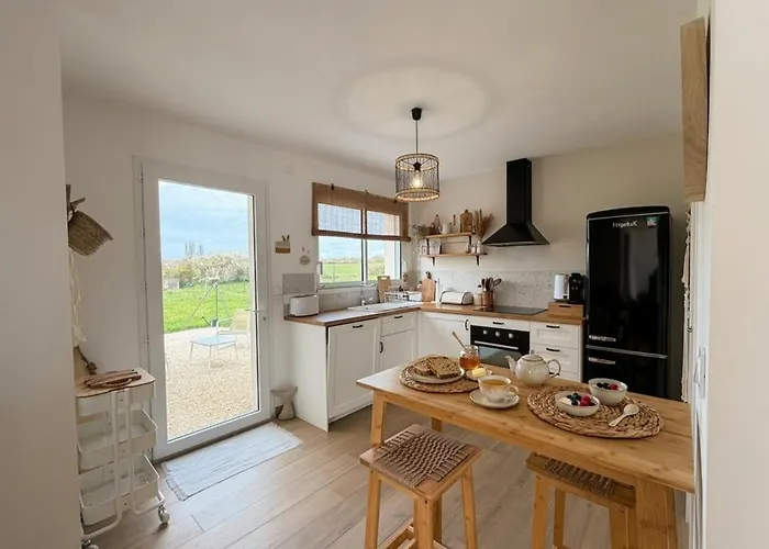 Дом отдыха Boheme-piscine Chauffee-proche Ogliss Park Et Plages Le Bernard